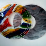 Glaskunst voor de wand met symboliek Verbondenheid' - glas/metaal - Rubaniuk - BxHxD 105x70x4 cm € 1199,-
