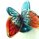 Unieke abstracte vlinder, een ambachtelijk kunstwerkje in glas - Rubaniuk - BxHxD 13x11x17 cm € 169,-