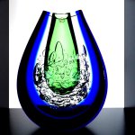Glaskunst - exclusief sculptuur / vaas - zwaar dik kristalglas - Ozzaro glasstudio - HxBxD 22x16x7 cm € 529,-