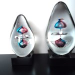 Modern glass art 'Verbondenheid' in eivormig design - Ozzaro glaskunst H 16 cm € 169,- / 20 cm € 199,-