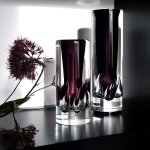 Moderne glasobjecten - vazen met vlammenspel in glas - H cm € 199,- / H cm € 229,-