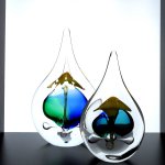 Mooie mond geblazen platte druppels - Ozzaro glaskunst - H 22 cm € 69,95 / 15 cm € 29,95
