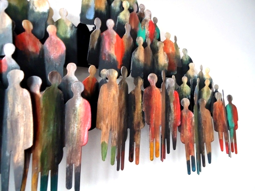 wandsculptuur mensen verbondenheid multiculturele samenleving