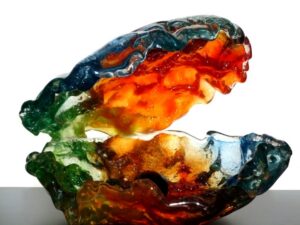 kunstherinneringen urnen uniek glas staal 